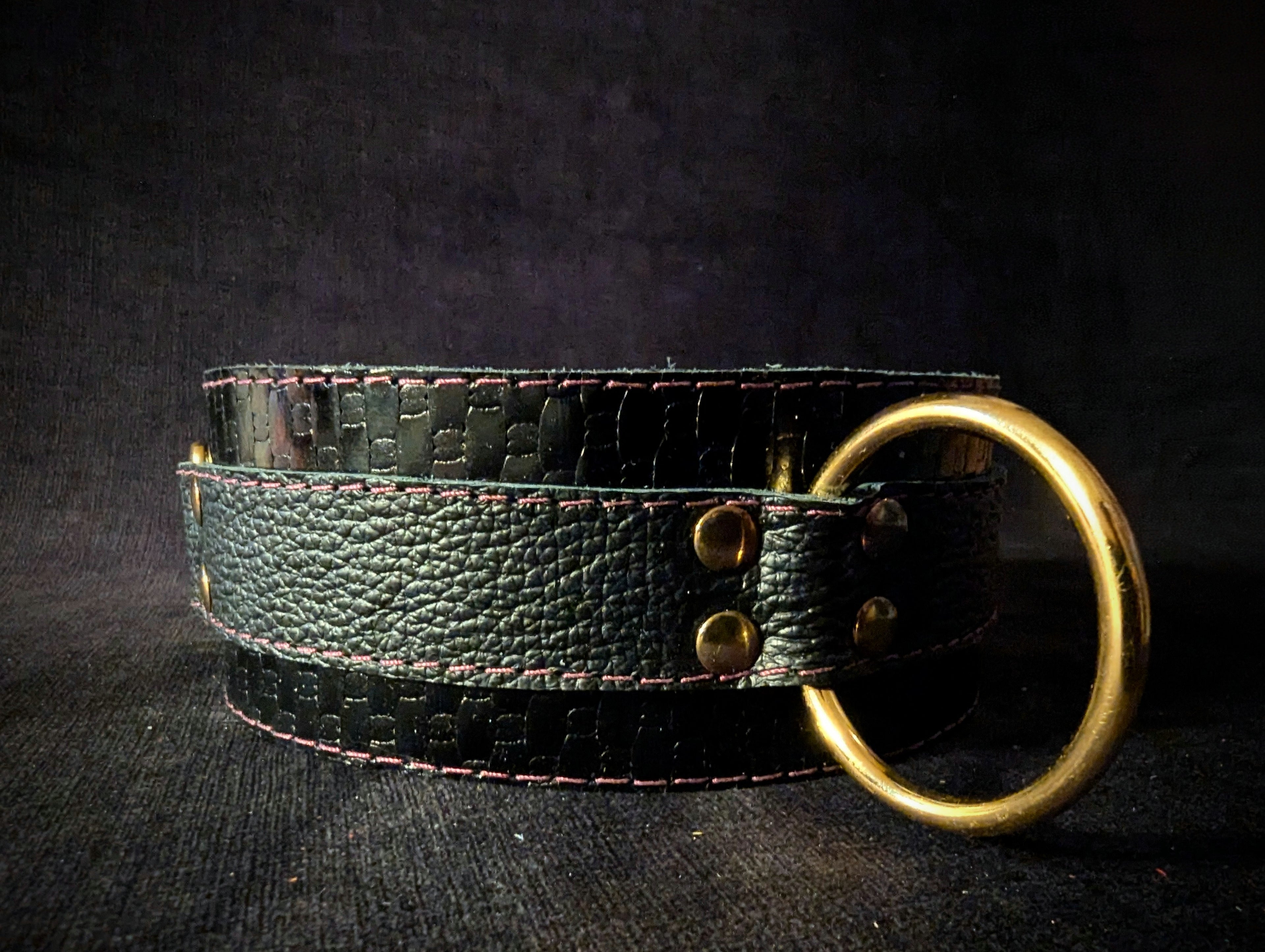 collier-Noir texture