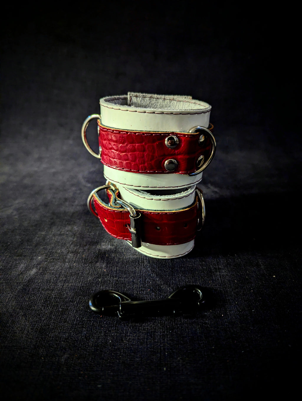 handcuffs-Red-White