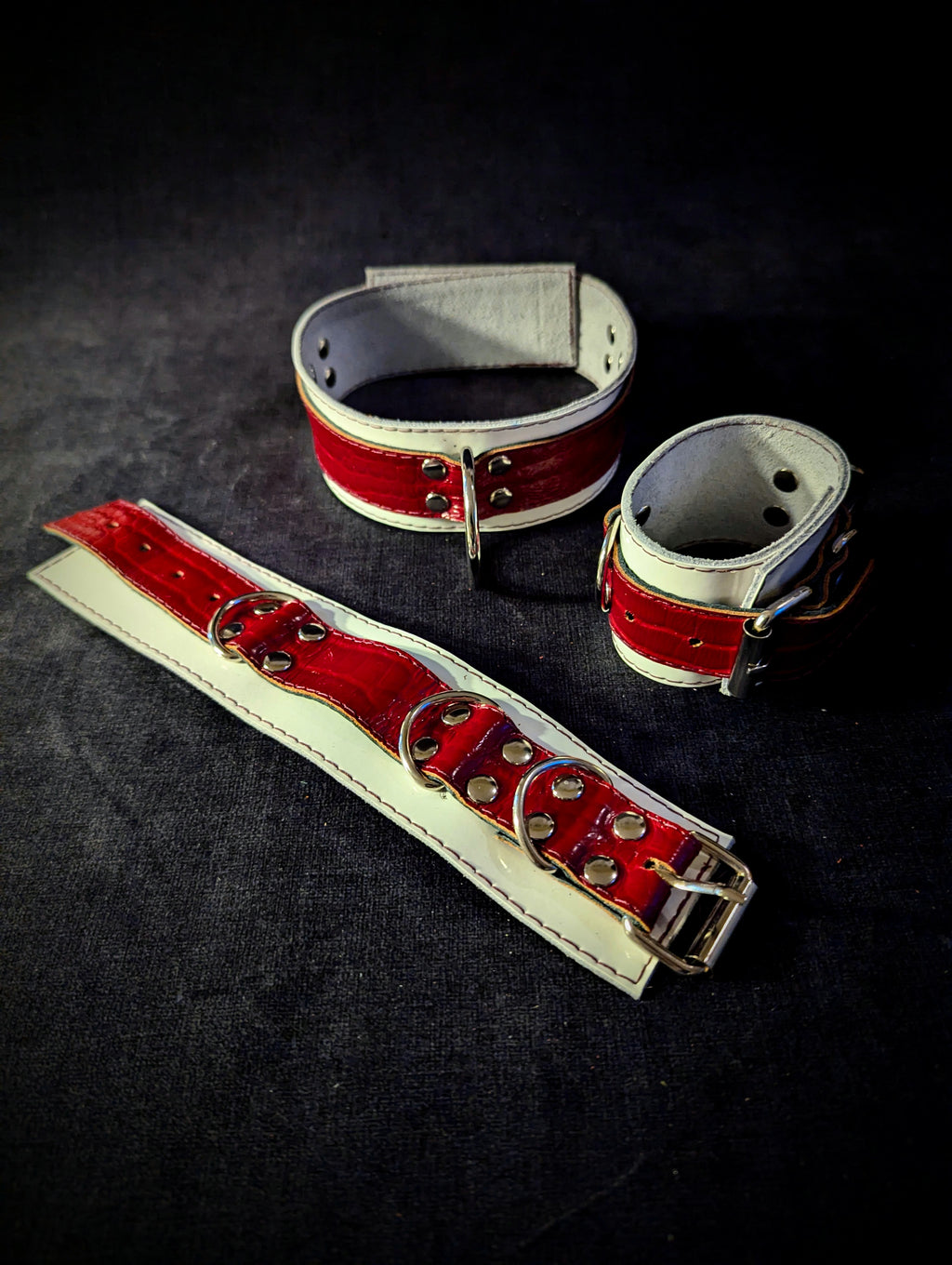 handcuffs-Red-White
