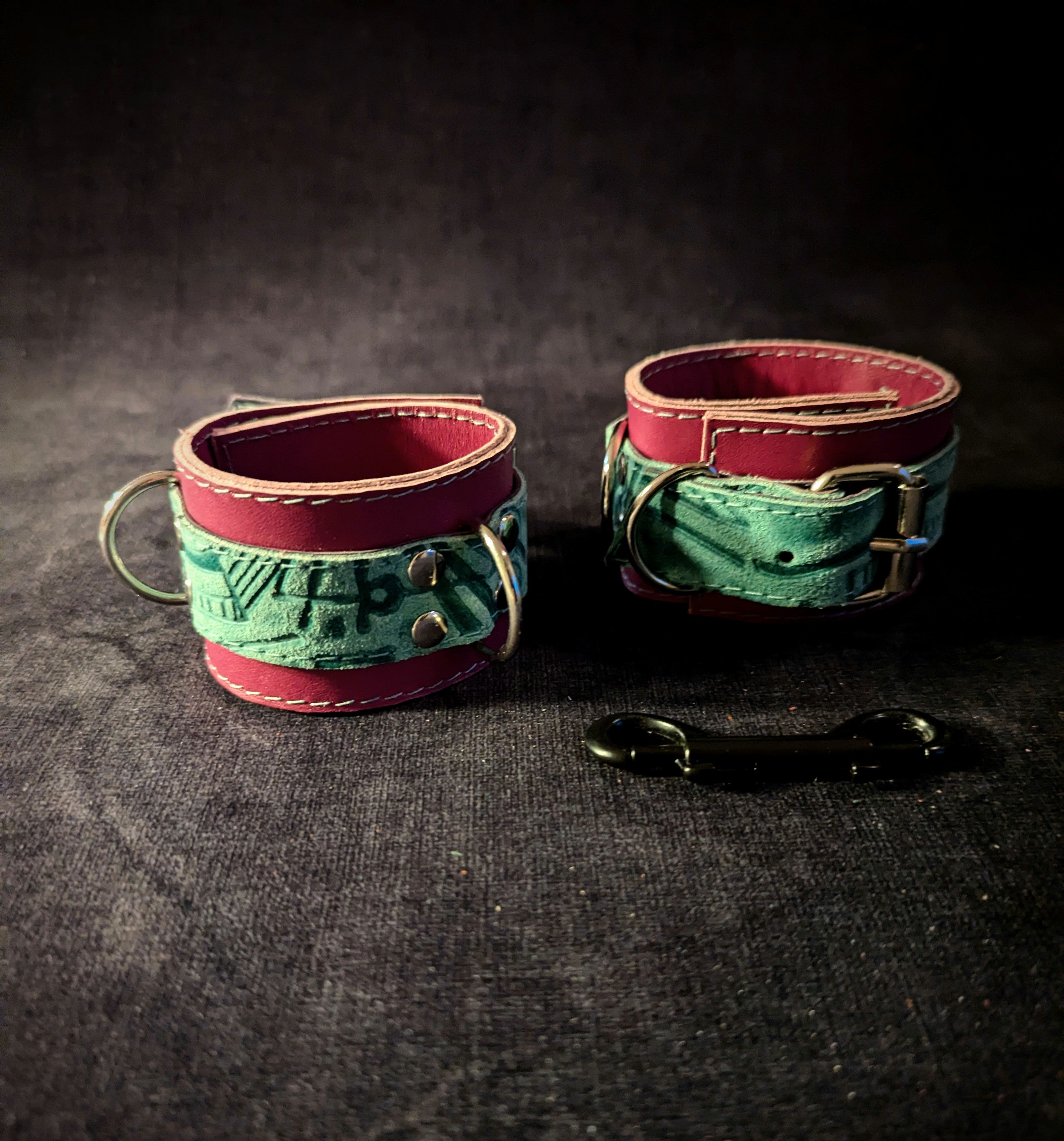 handcuffs-Turquoise-Magenta
