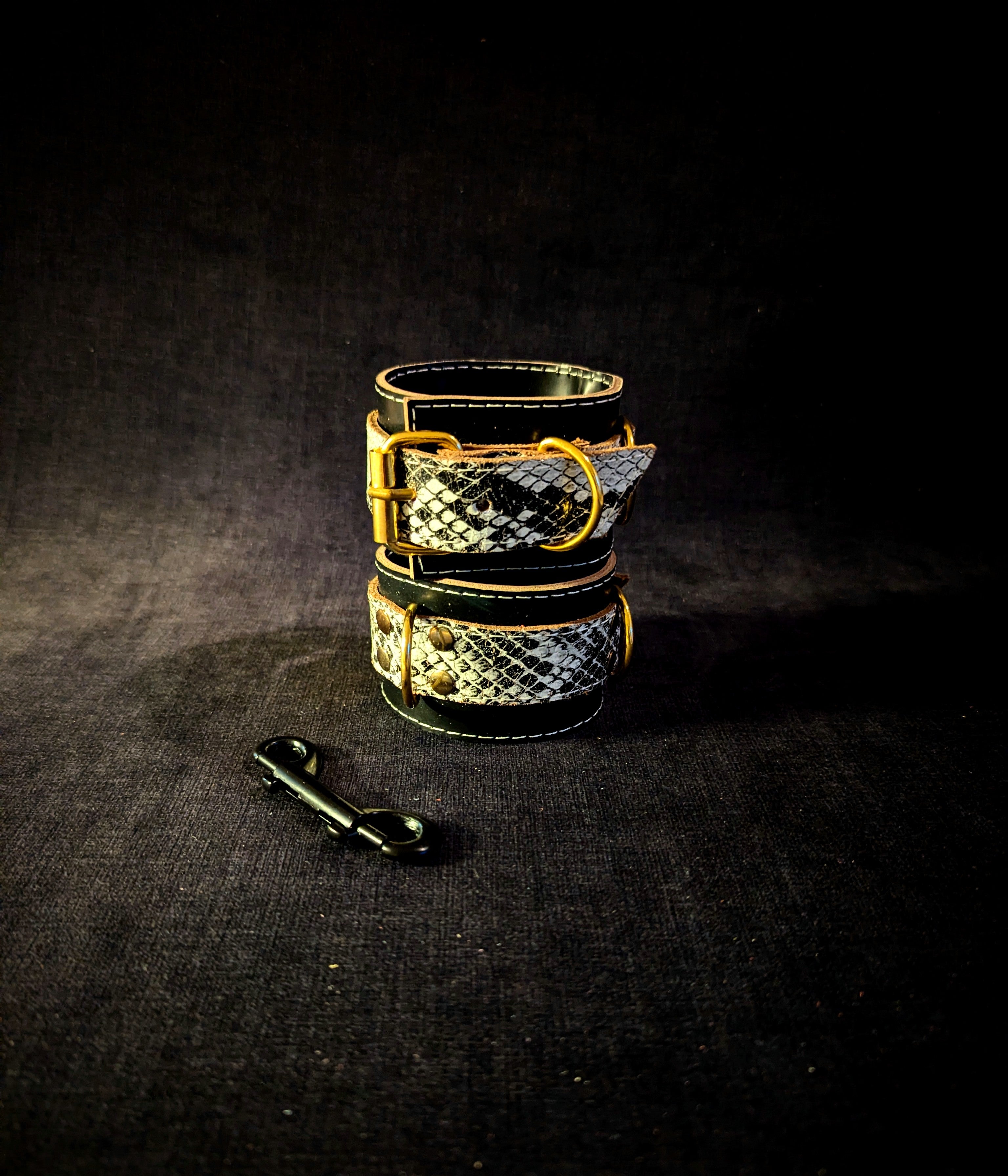 handcuffs-Black-Snake