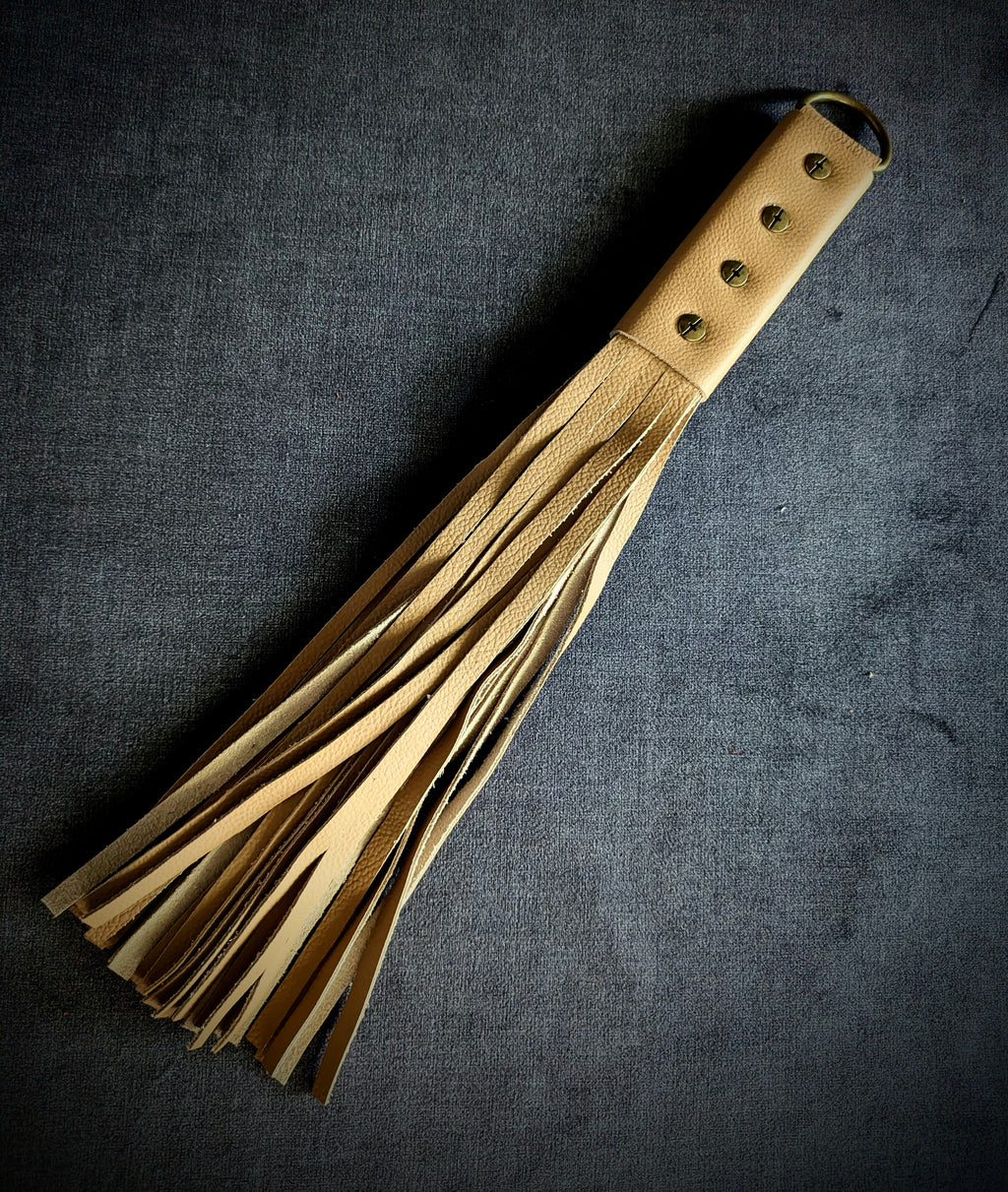 flogger 14po-Beige