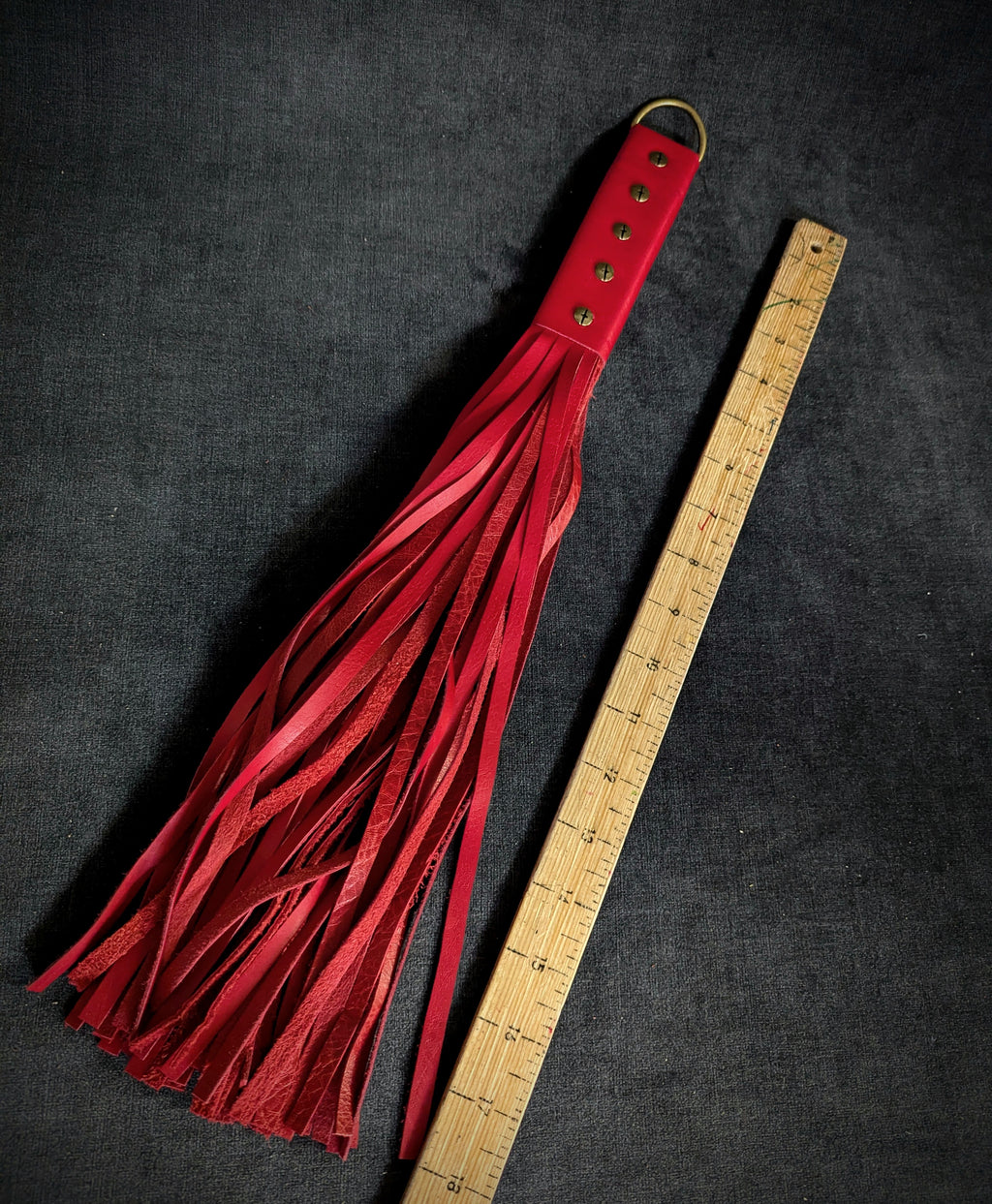 Flogger en cuir 18 po - rouge souple